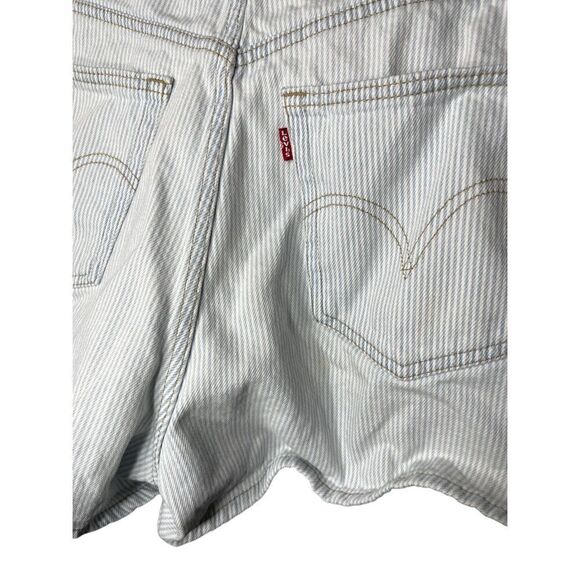 Levi’s Pinstripe High Waisted Mom Shorts Size 32 - Picture 6 of 8
